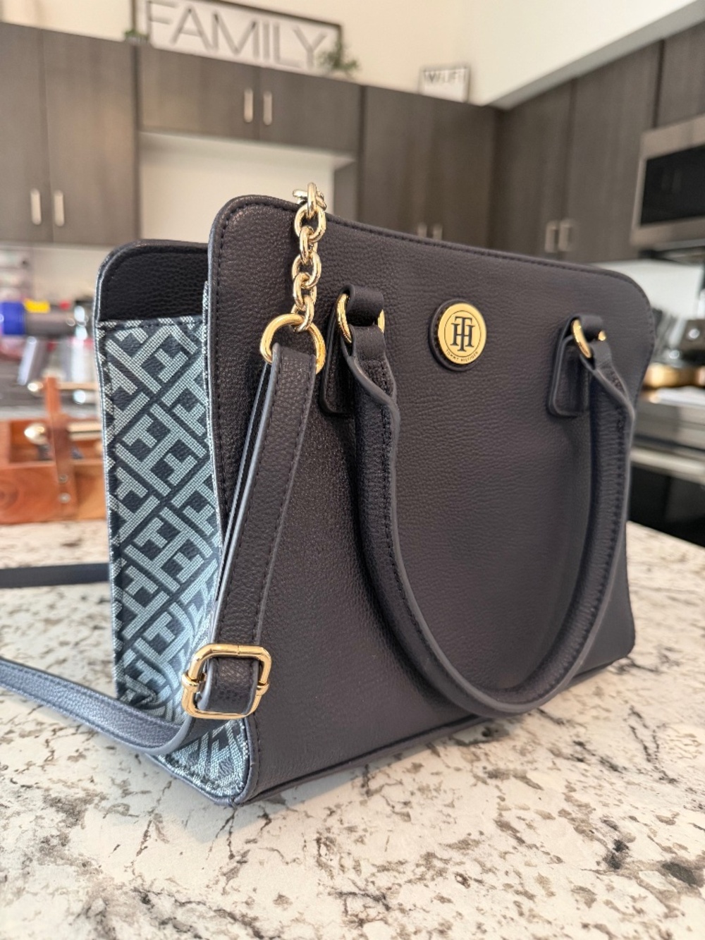 Tommy Hilfiger Shoulder Bag